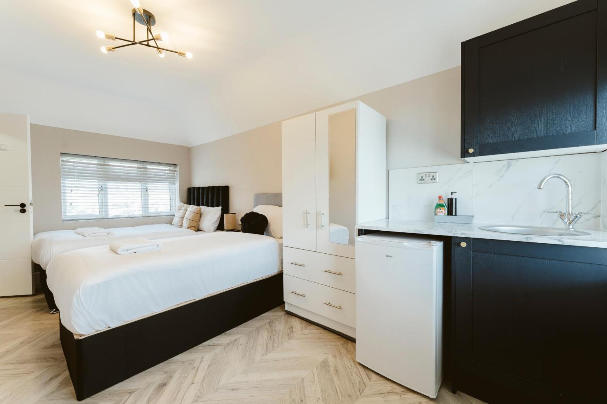 West Drayton Self Contained Studios Exteriör bild