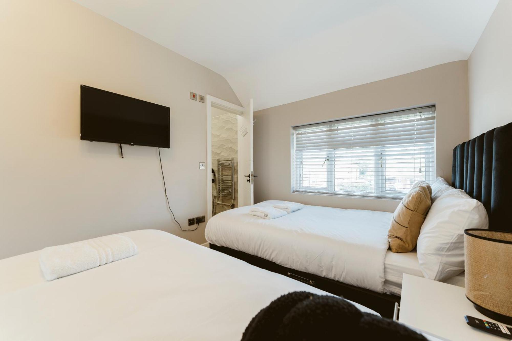 West Drayton Self Contained Studios Exteriör bild