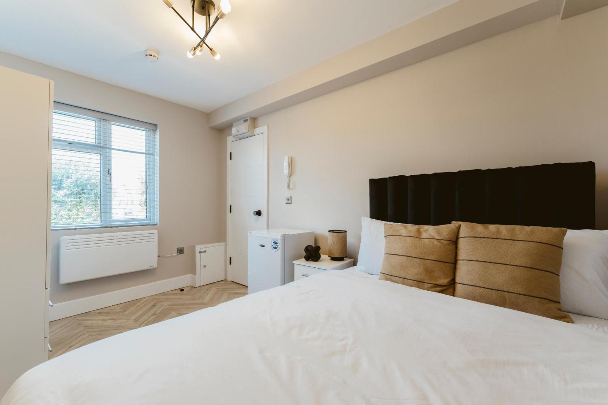 West Drayton Self Contained Studios Exteriör bild