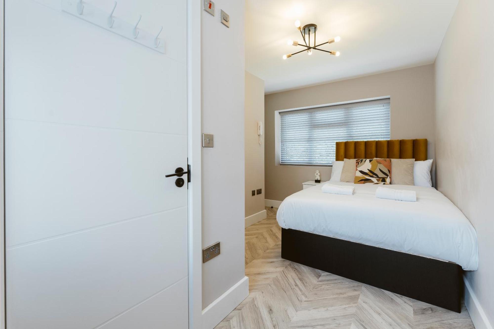West Drayton Self Contained Studios Exteriör bild