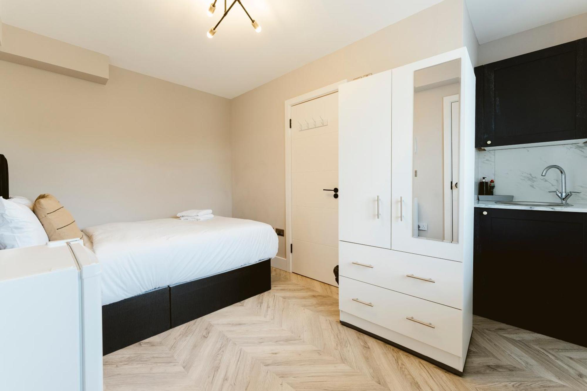 West Drayton Self Contained Studios Exteriör bild